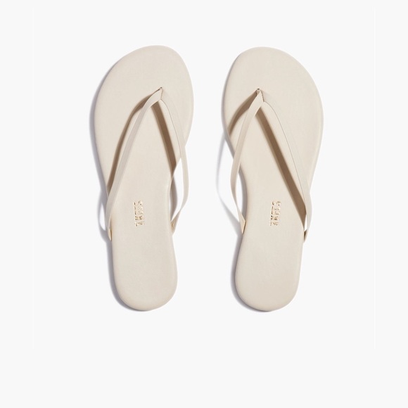 TKEES Lily Nudes Sandals

See other listings for black red gold and cocoa butter - Picture 1 of 1
